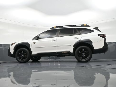 Used 2022 Subaru Outback Wilderness image 25