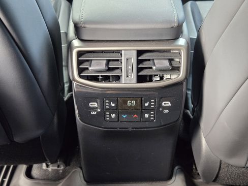 Used 2023 Lexus RX 500h F Sport image 36