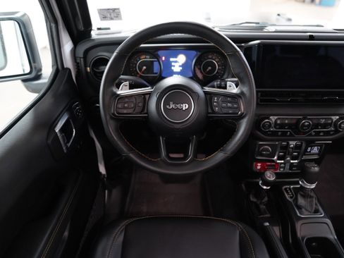 Used 2024 Jeep Wrangler Unlimited Rubicon 392 image 12