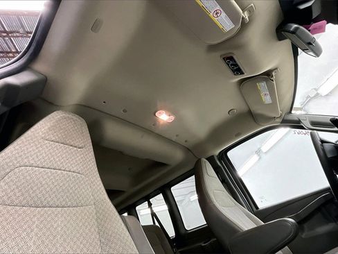 Used 2020 Chevrolet Express 2500 LT w/ LT Preferred Equipment Group image 27