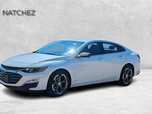 Used 2024 Chevrolet Malibu LT image 1
