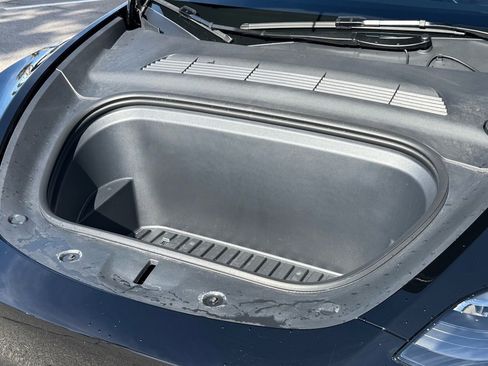 Used 2024 Tesla Model Y Performance image 24