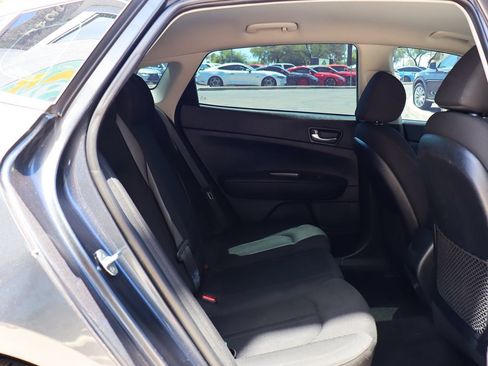 Used 2020 Kia Optima LX FWD image 27