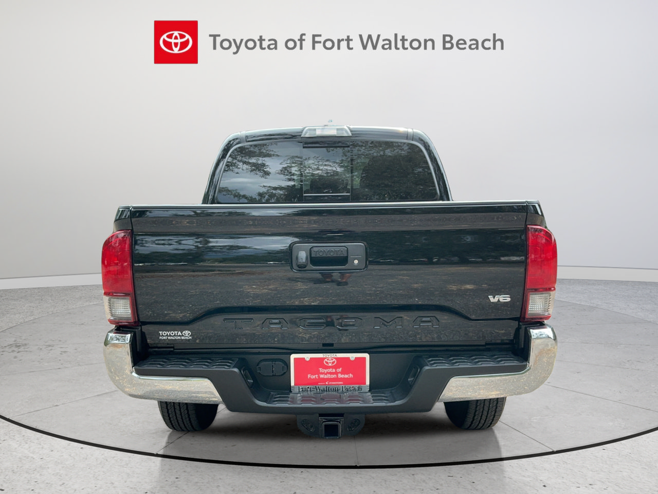 Used 2023 Toyota Tacoma SR5 RWD image 5