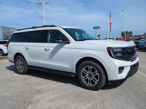 New 2026 Ford Expedition Max Active image 2