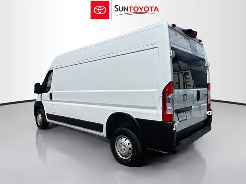 Used 2023 RAM ProMaster 2500 FWD image 6