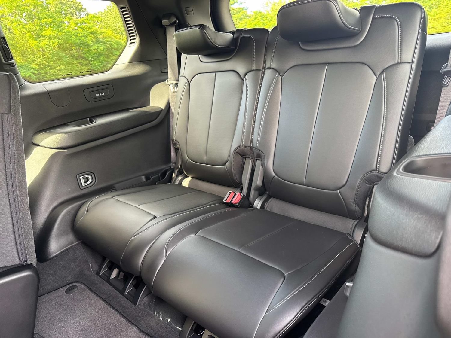 New 2026 Jeep Grand Cherokee Limited w/ Limited Altitude Package AWD/4WD image 20