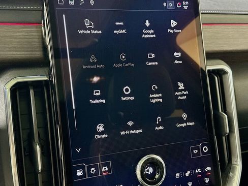 Certified 2025 GMC Acadia Denali w/ Super Cruise Package image 13