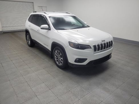 Used 2020 Jeep Cherokee Latitude Plus FWD image 11
