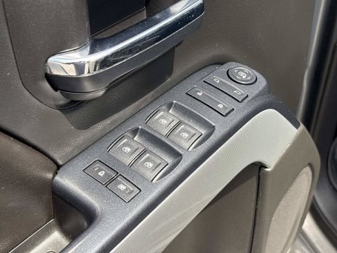 Used 2017 Chevrolet Silverado 1500 LT w/ All Star Edition AWD/4WD image 13