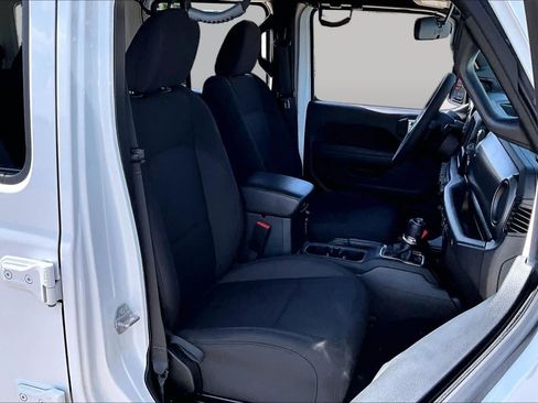 Used 2023 Jeep Wrangler Unlimited Sport AWD/4WD image 9