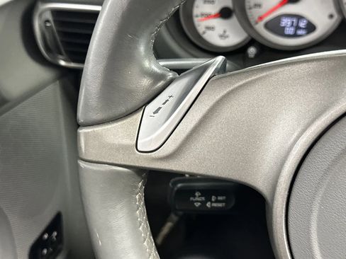 Used 2009 Porsche 911 Carrera S image 28