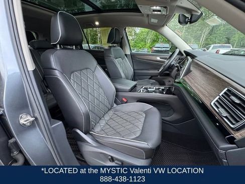 Used 2024 Volkswagen Atlas SEL Premium R-Line AWD/4WD image 28