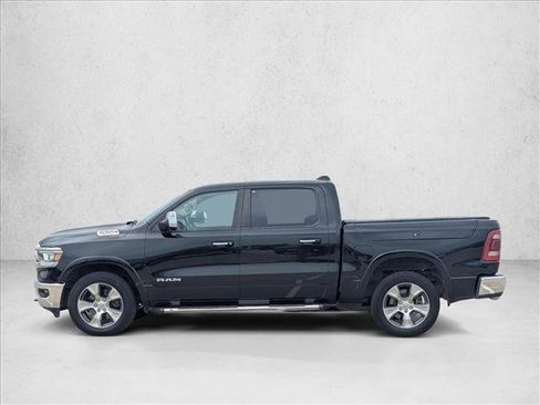 Used 2019 RAM 1500 Laramie AWD/4WD image 8