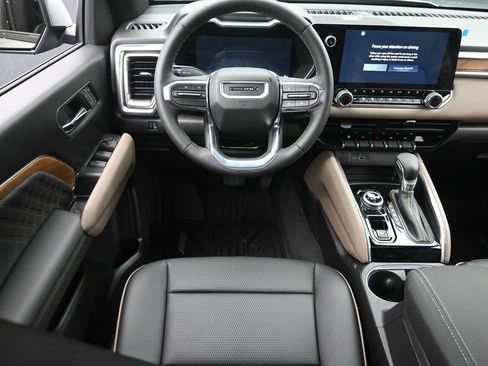 New 2026 GMC Canyon Denali image 11