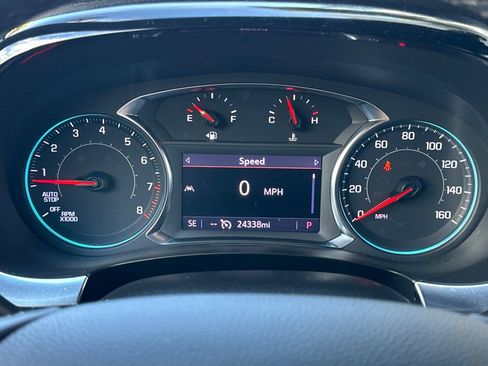 Used 2023 Chevrolet Traverse LT image 41