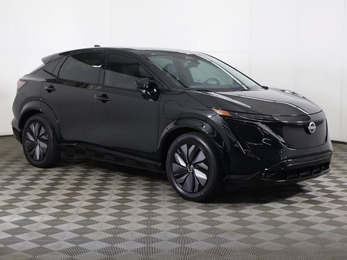 Used 2024 Nissan Ariya AWD image 65