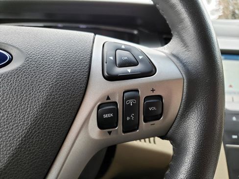 Used 2018 Ford Taurus SEL w/ Equipment Group 201A image 20