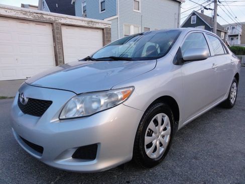 Used 2010 Toyota Corolla LE FWD image 7