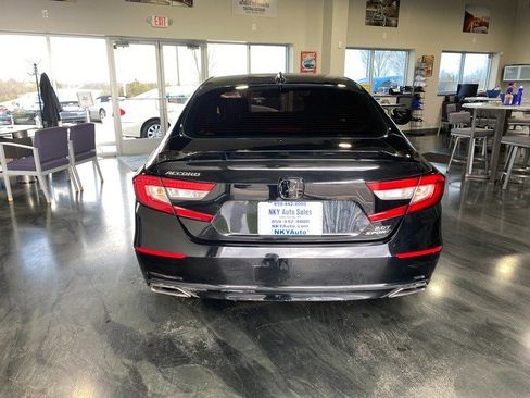 Used 2019 Honda Accord Sport image 5
