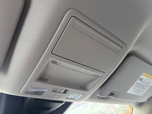 New 2025 Ford Ranger XLT w/ Equipment Group 301A High image 23