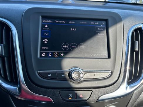 Used 2023 Chevrolet Equinox LT AWD/4WD image 17