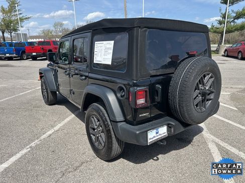 Used 2024 Jeep Wrangler Sport S image 21