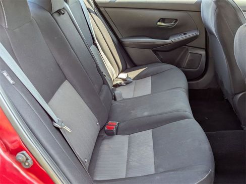 Used 2021 Nissan Sentra SV image 29