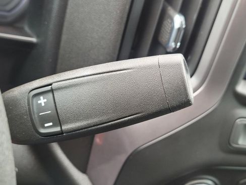 Used 2022 Chevrolet Silverado 1500 Custom image 26