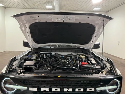 Used 2024 Ford Bronco Wildtrak AWD/4WD image 19