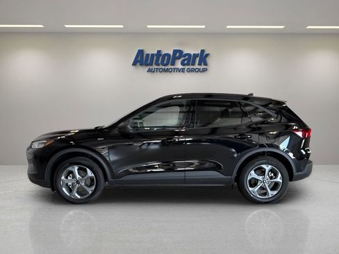 Used 2025 Ford Escape ST-Line w/ Tech Pack #1 AWD/4WD image 4