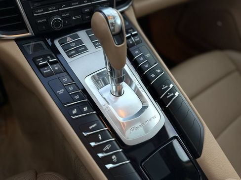 Used 2014 Porsche Panamera S RWD image 33