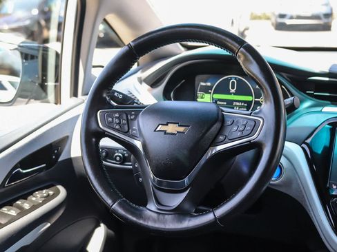 Used 2020 Chevrolet Bolt Premier w/ Infotainment Package FWD image 15