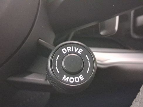 New 2025 Porsche Cayenne GTS image 20