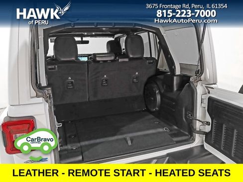 Used 2022 Jeep Wrangler Unlimited Sahara AWD/4WD image 8
