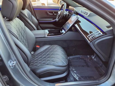 Certified 2022 Mercedes-Benz S 500 4MATIC image 16
