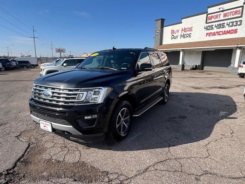 Used 2019 Ford Expedition XLT w/ Equipment Group 202A AWD/4WD image 1