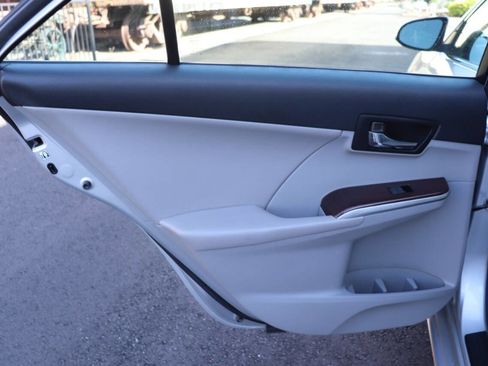 Used 2012 Toyota Camry XLE FWD image 45