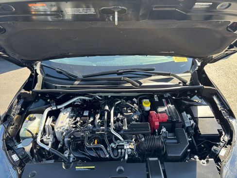 Used 2025 Nissan Sentra SV FWD image 30