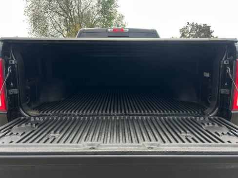 Used 2022 RAM 1500 Big Horn AWD/4WD image 8