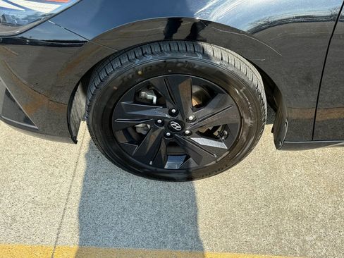 Used 2021 Hyundai Elantra SEL w/ Convenience Package FWD image 39