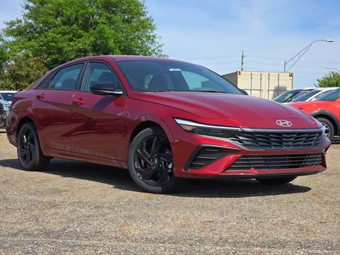 New 2026 Hyundai Elantra Sport FWD image 2