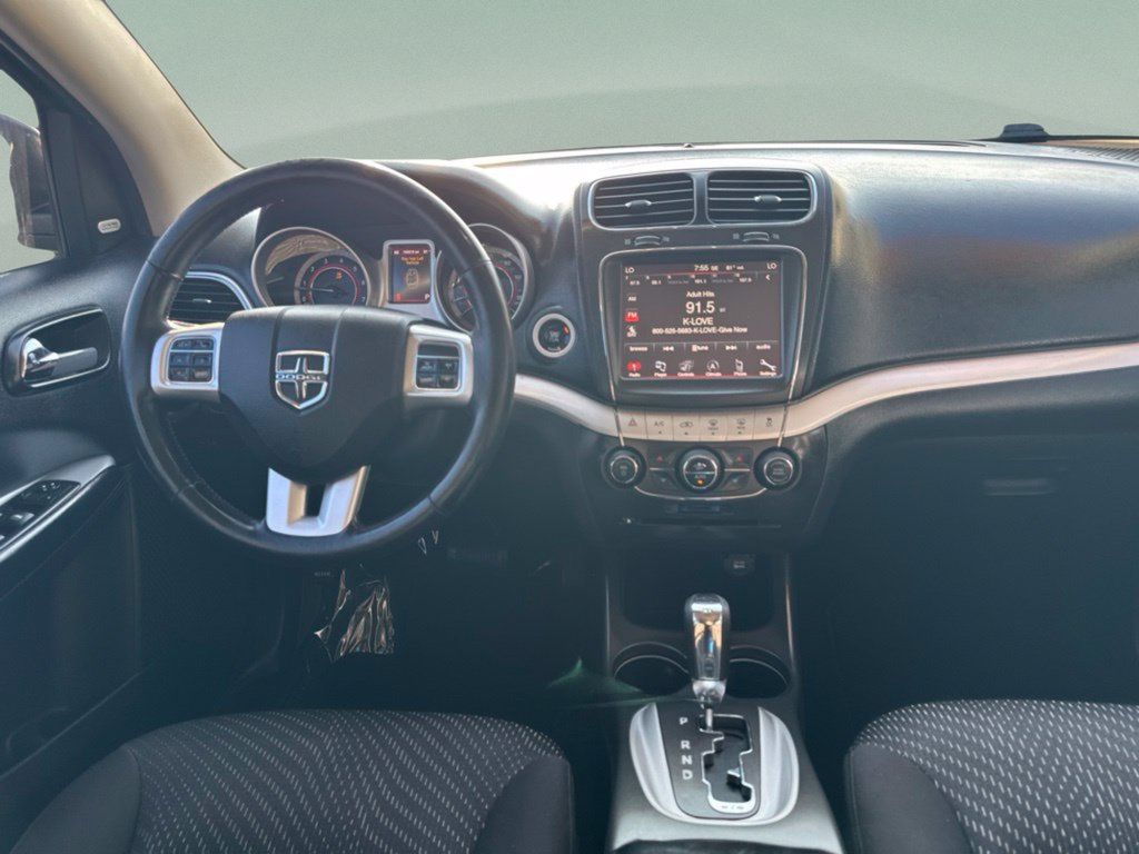 Used 2015 Dodge Journey SXT w/ Flexible Seating Group FWD image 22