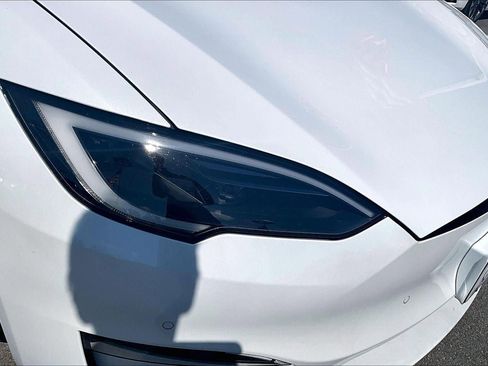 Used 2022 Tesla Model S Plaid AWD/4WD image 25