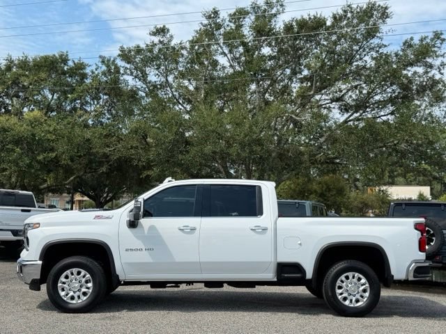 Used 2025 Chevrolet Silverado 2500 LTZ w/ LTZ Premium Package AWD/4WD image 5
