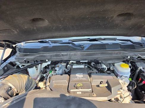 Used 2024 RAM 2500 Laramie AWD/4WD image 26