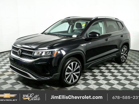 Used 2023 Volkswagen Taos SE FWD image 24