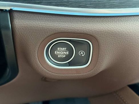 Certified 2024 Mercedes-Benz GLS 450 4MATIC image 30