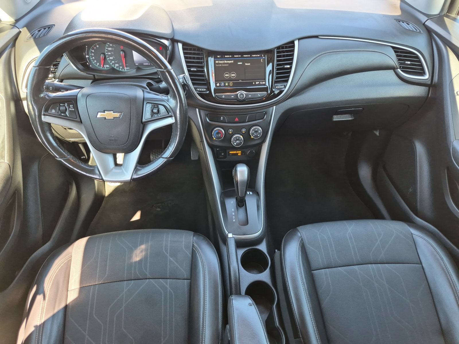 Used 2018 Chevrolet Trax LT w/ LT Convenience Package AWD/4WD image 15