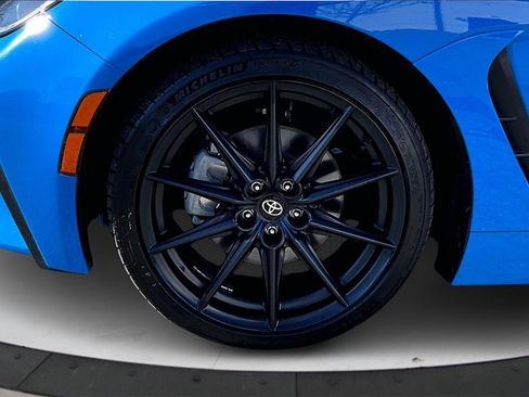 Used 2023 Toyota GR86 Premium image 30